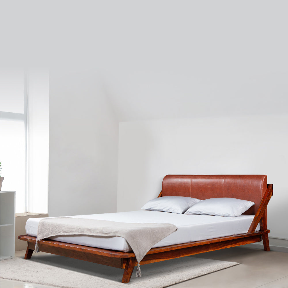 plush sheesham wood bed | Solid wood | Traditional design | Duroflex Furniture
